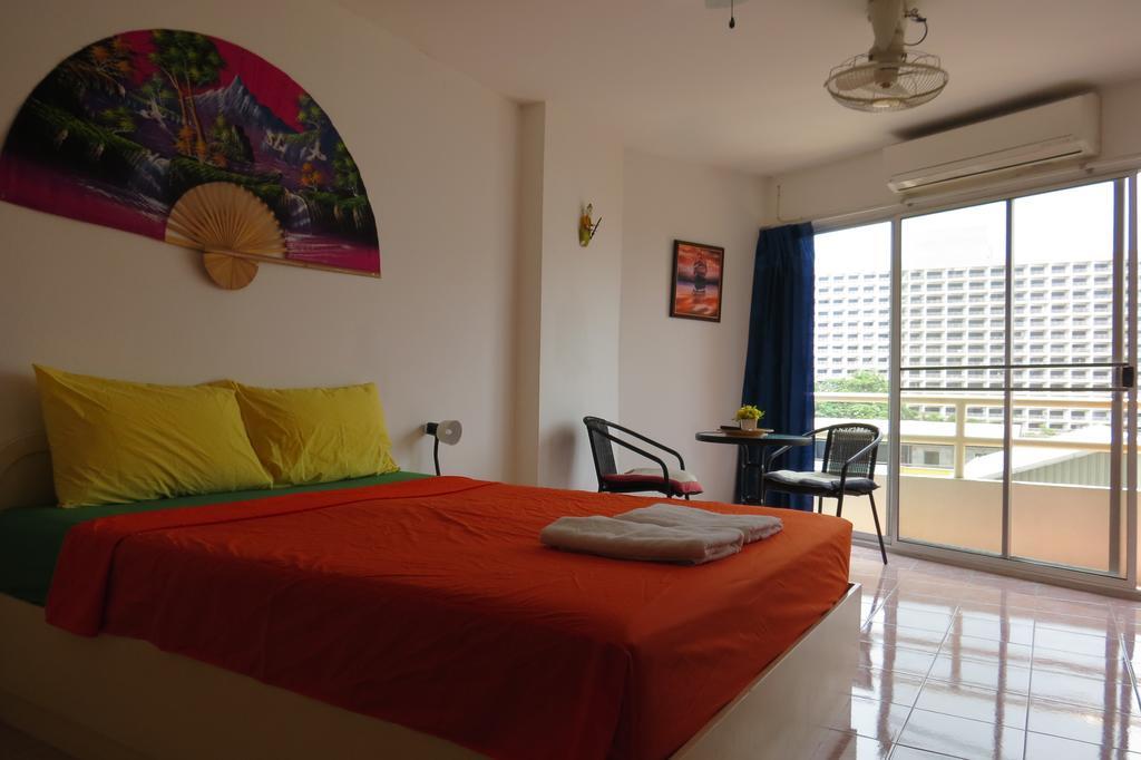View Talay 1B Serviced Apartments Pattaja Szoba fotó