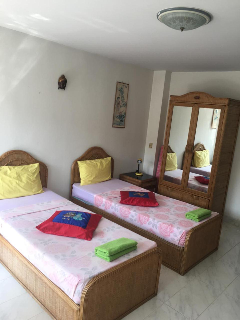 View Talay 1B Serviced Apartments Pattaja Kültér fotó